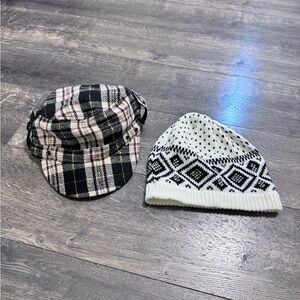 Lot of 2‎ Hats